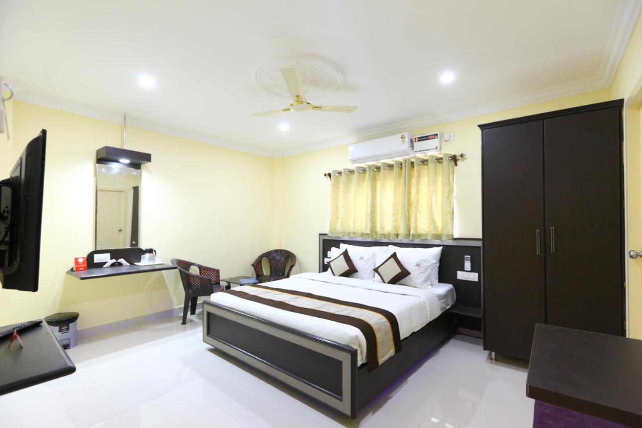 Salbala Inn - Near Alrport Madras Buitenkant foto