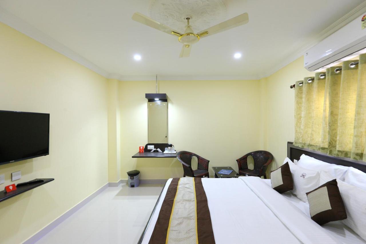 Salbala Inn - Near Alrport Madras Buitenkant foto