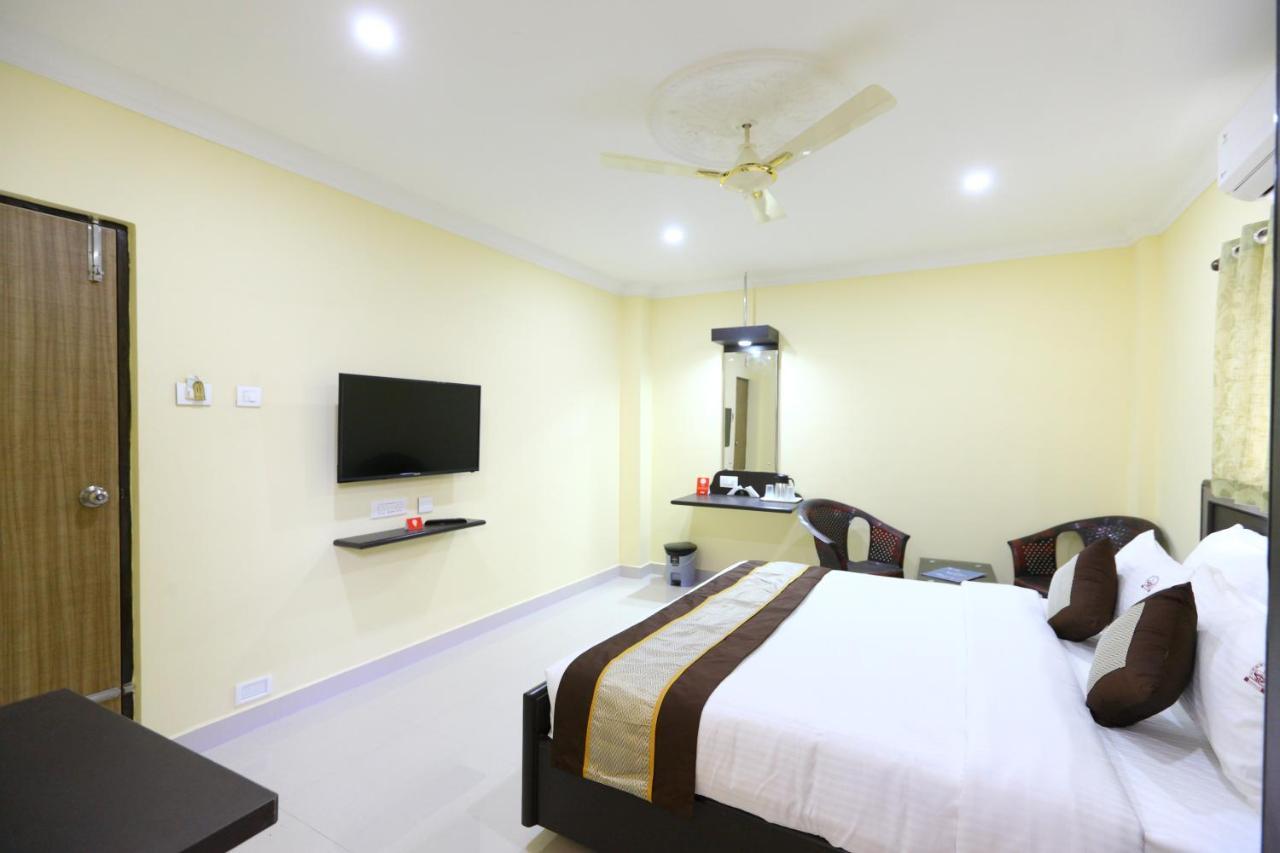 Salbala Inn - Near Alrport Madras Buitenkant foto