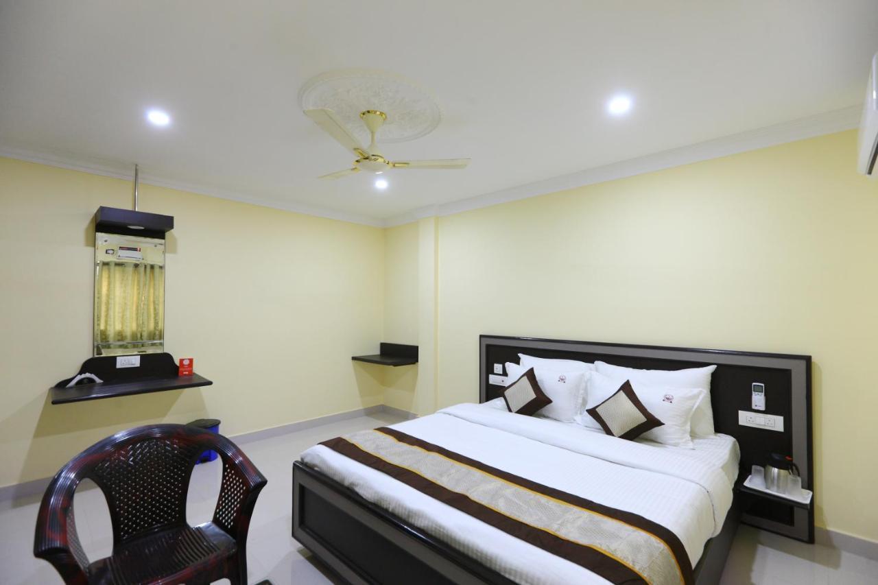 Salbala Inn - Near Alrport Madras Buitenkant foto